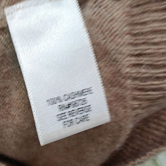 100% Cashmere Tan Caramel turtle neck sweater size L by Apt 9 - Picture 6 of 7